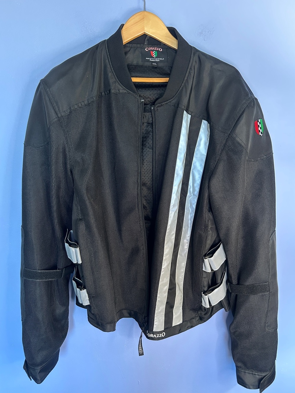 Corazzo The Ventata Jacket in Black